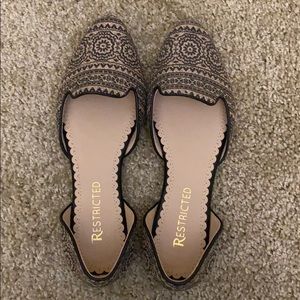 Restricted abstract Print Flats